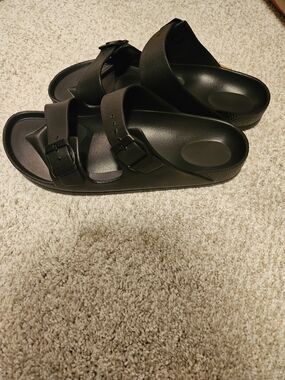 Black Dual-Buckle Slide Sandals